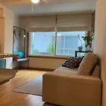 Moderno Con Encanto En El Centro De Apartamento Vigo