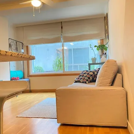 Moderno Con Encanto En El Centro De ヴィーゴ