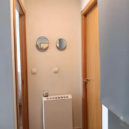 Moderno Con Encanto En El Centro De ヴィーゴ