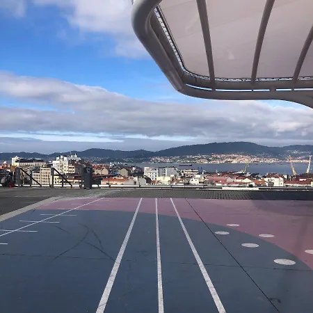 Moderno Con Encanto En El Centro De アパート *